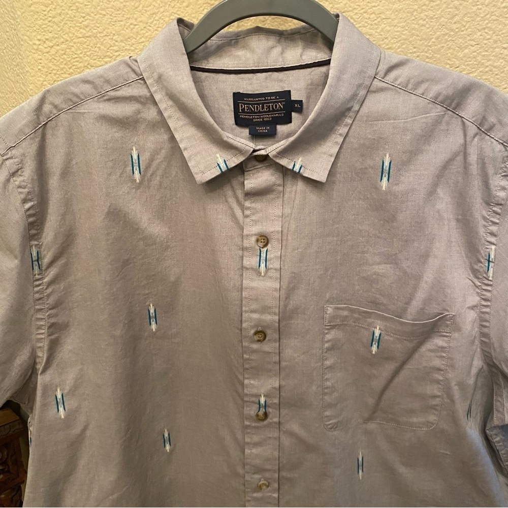 NWT~PENDLETON Men Light Gray Aztec Embroidery But… - image 2